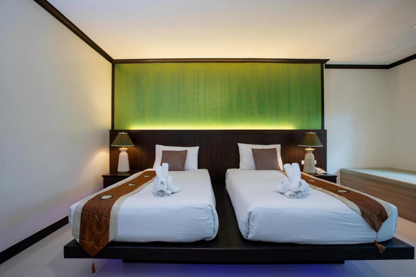 Orchid Garden Hotel Patong Exterior foto